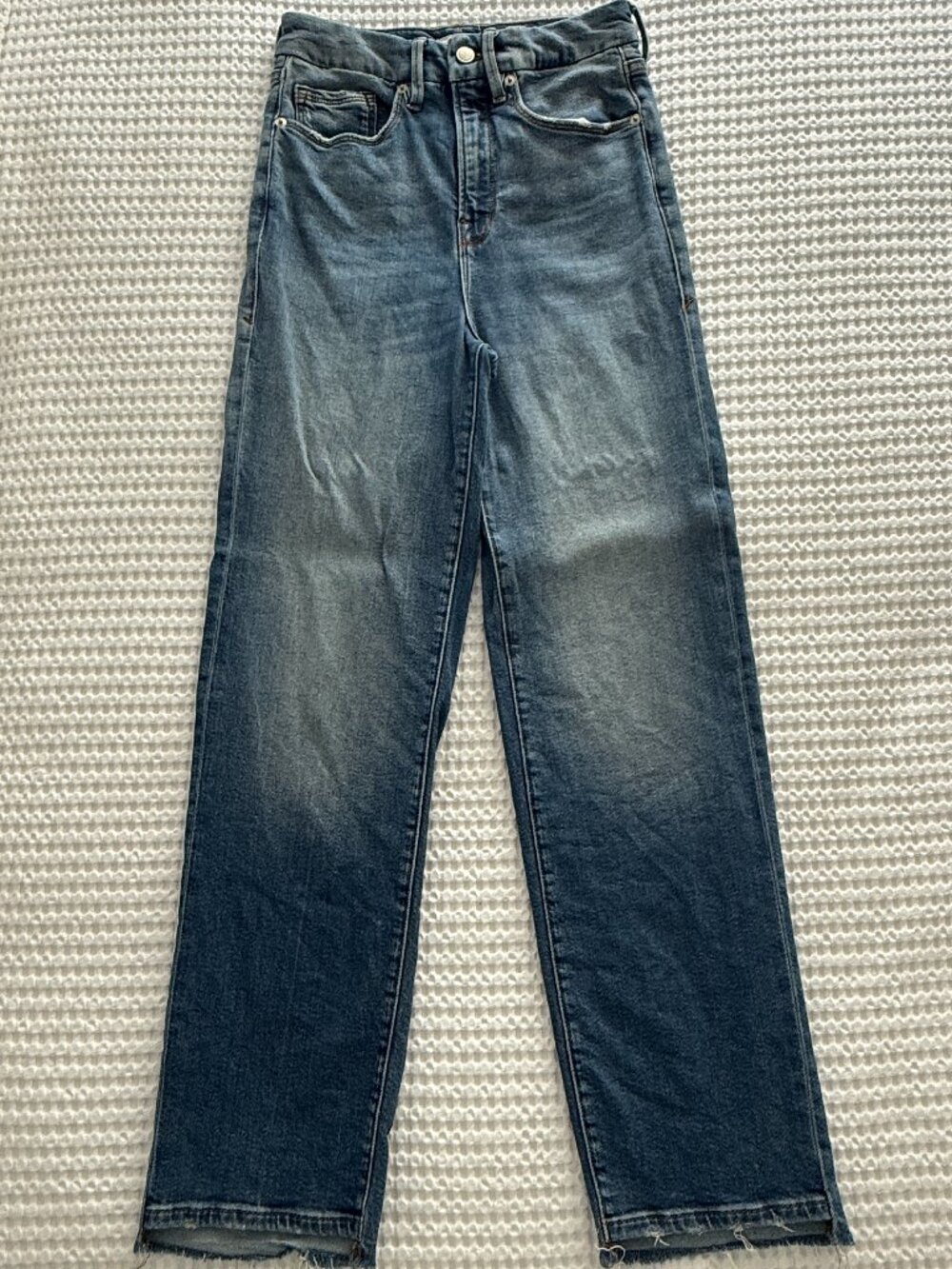Good American High Rise Straight Leg Raw Hem Jeans Size 2/26